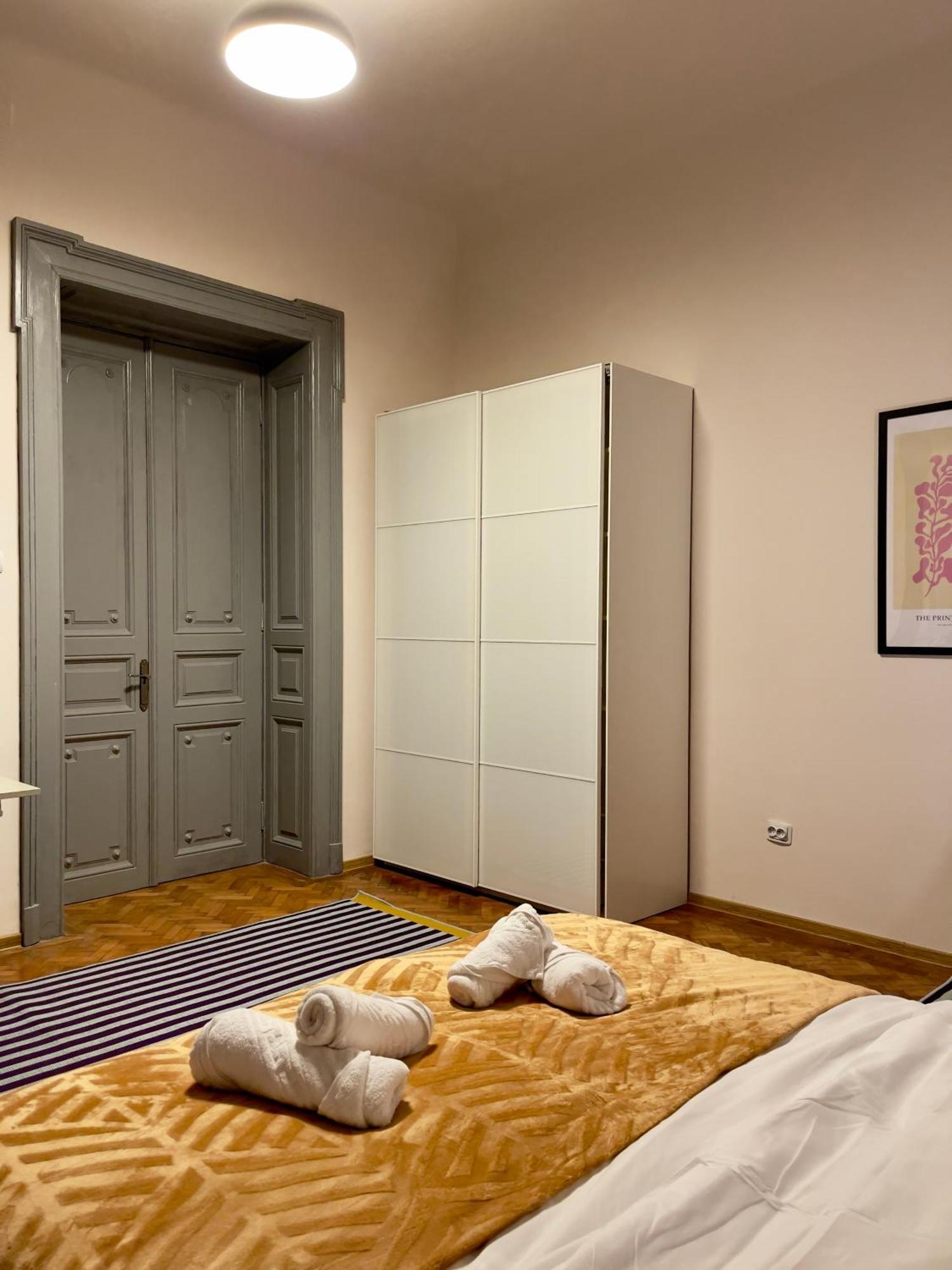 Harmony Apartment
